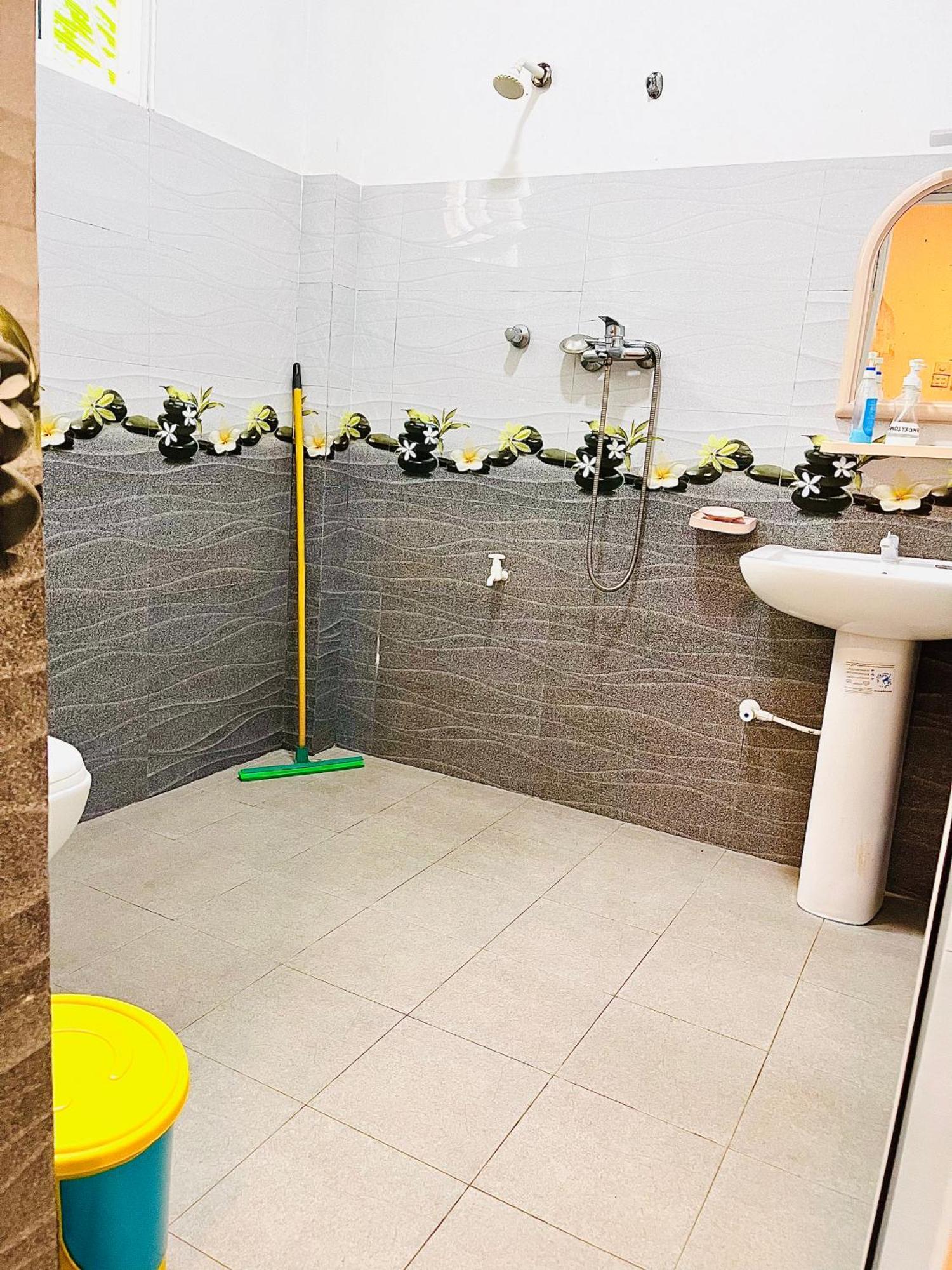 Wasana Ocean View Villa ミリッサ エクステリア 写真