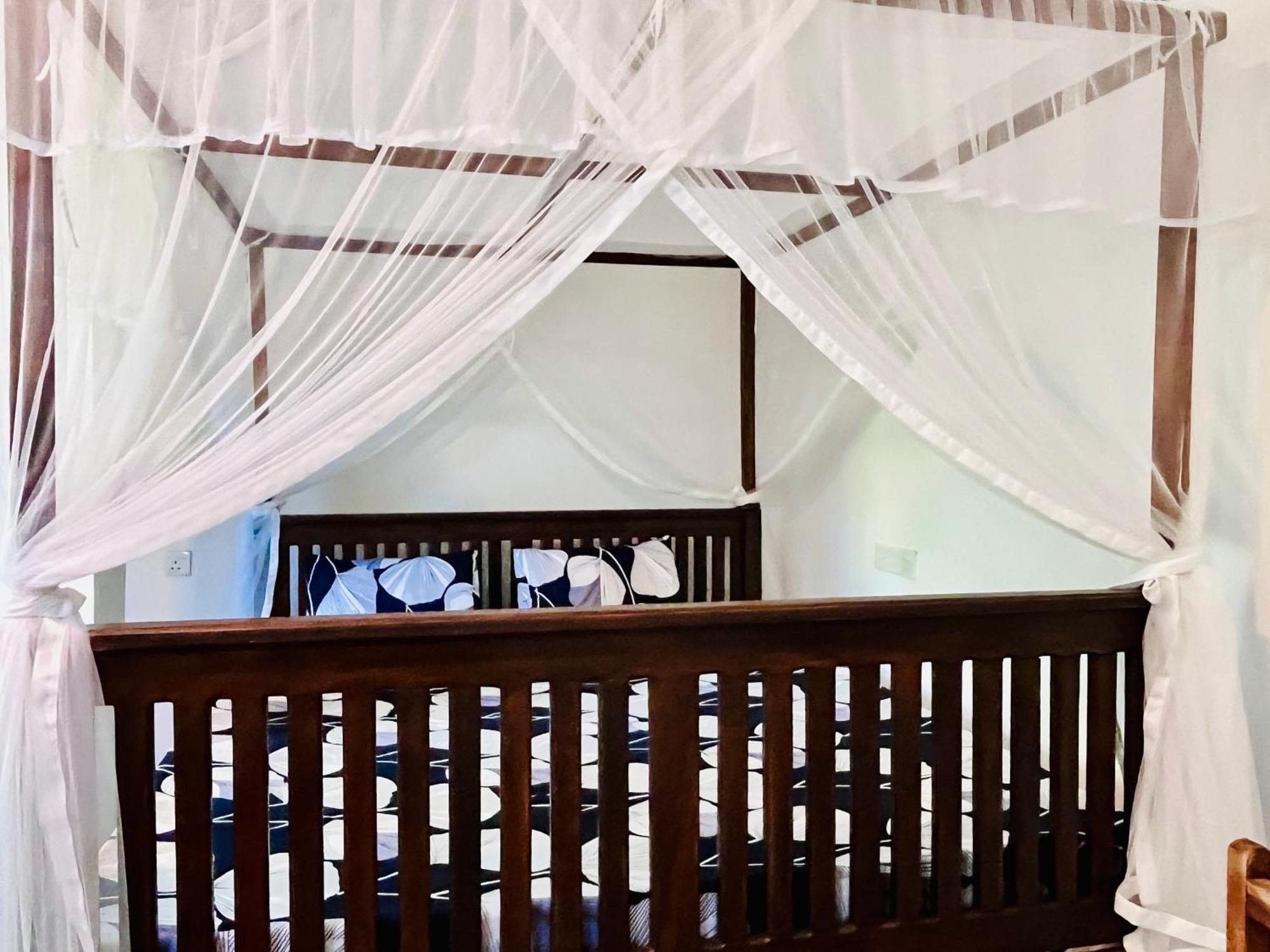 Wasana Ocean View Villa ミリッサ エクステリア 写真