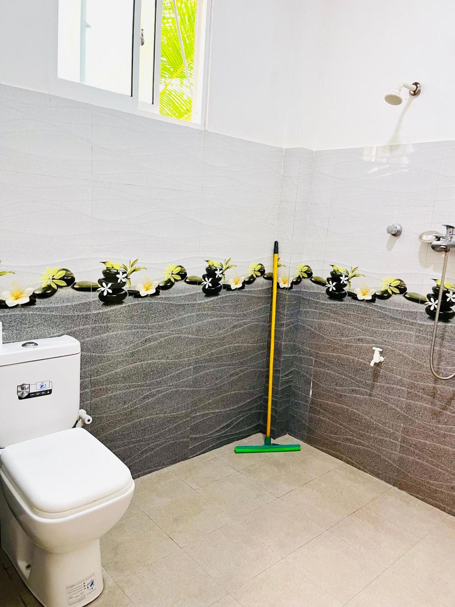 Wasana Ocean View Villa ミリッサ エクステリア 写真